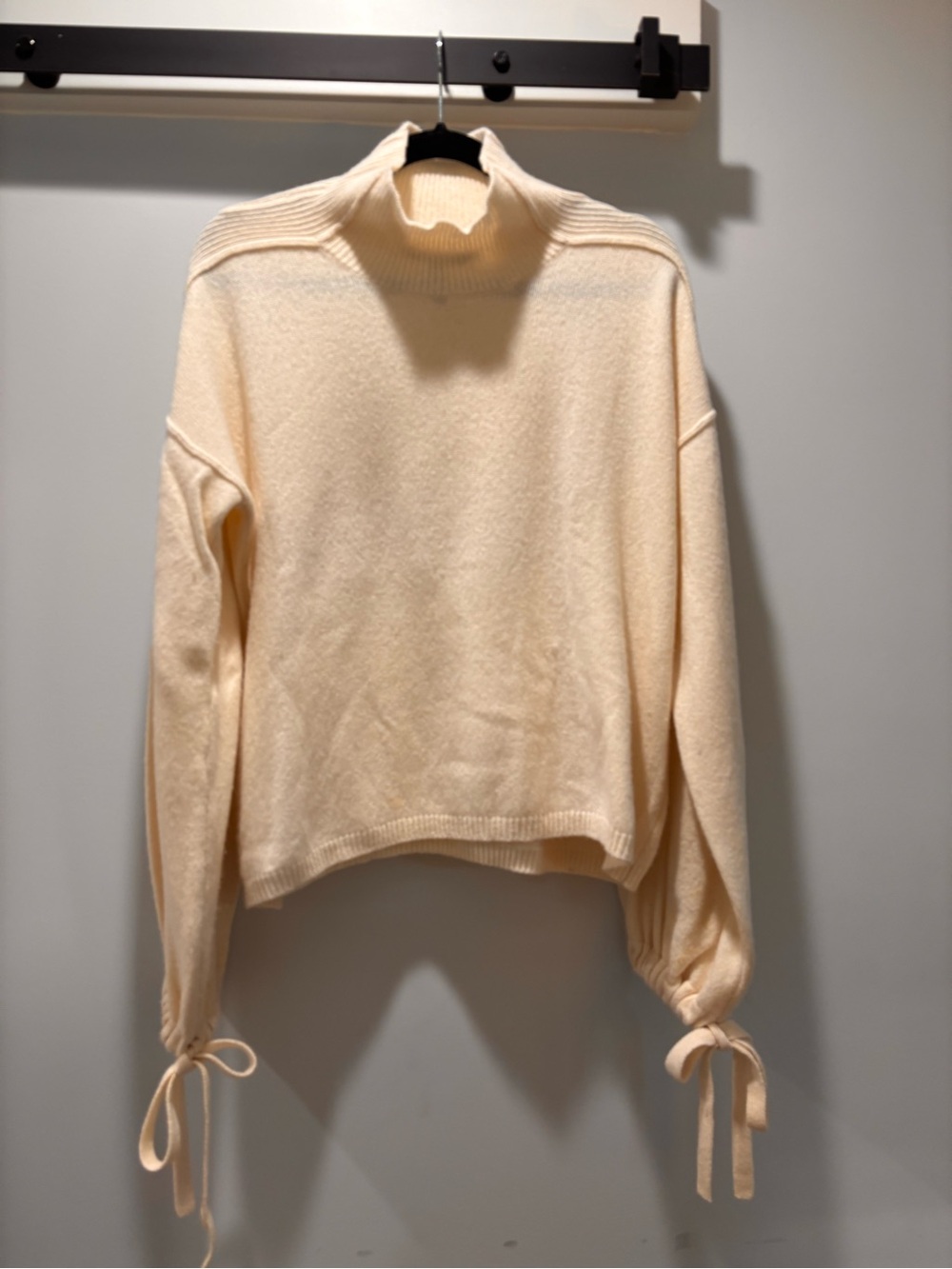 BCBGMaxAzria Cream Tie-Cuff Turtleneck Sweater